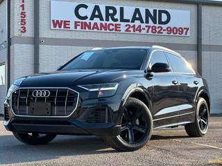 2019 Audi Q8 Premium AWD photo