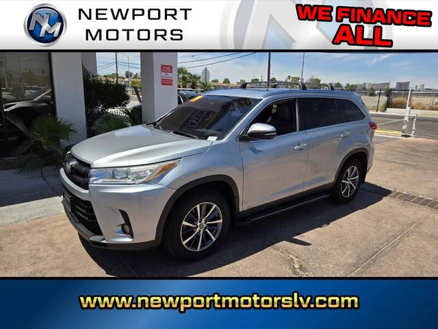 2019 Toyota Highlander XLE FWD photo