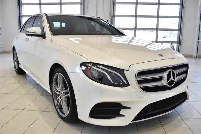 2019 Mercedes-Benz E-Class E 300 AWD photo