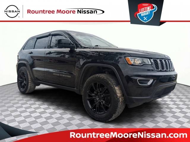 2019 Jeep Grand Cherokee Laredo RWD photo