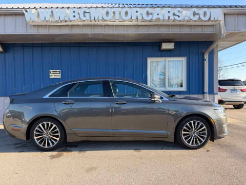2019 Lincoln MKZ Hybrid Standard FWD photo
