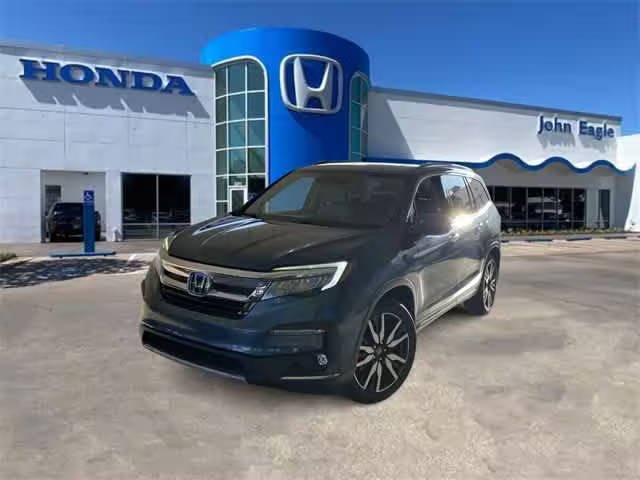 2019 Honda Pilot Touring 8-Passenger FWD photo