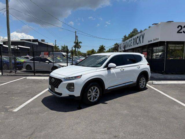 2019 Hyundai Santa Fe SE AWD photo