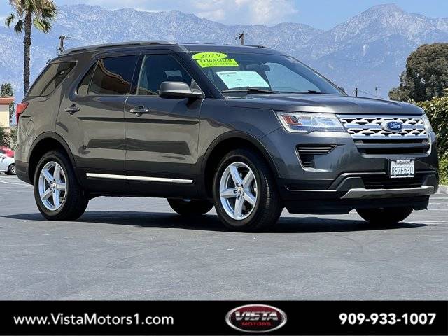 2019 Ford Explorer XLT FWD photo