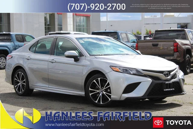 2019 Toyota Camry SE FWD photo