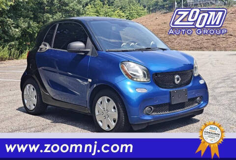 2016 Smart fortwo Pure RWD photo