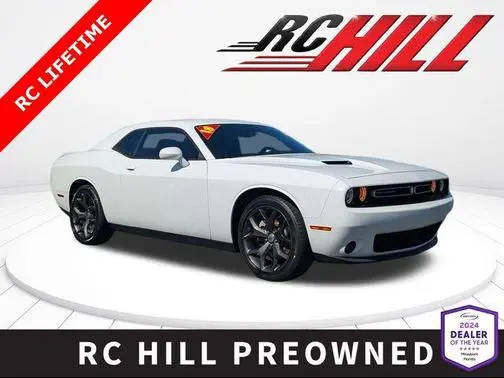 2018 Dodge Challenger SXT Plus RWD photo