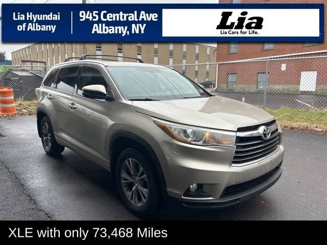 2015 Toyota Highlander XLE AWD photo