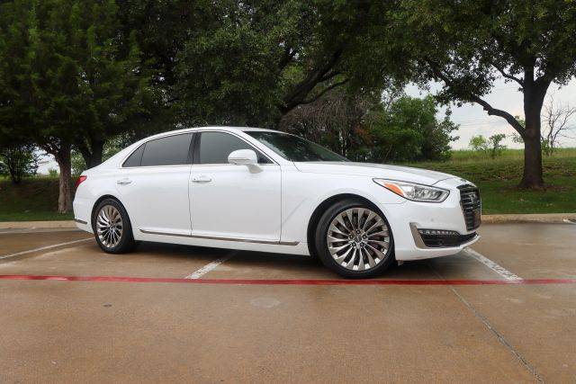 2018 Genesis G90 3.3T Premium RWD photo