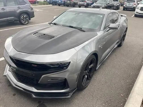 2019 Chevrolet Camaro 2SS RWD photo