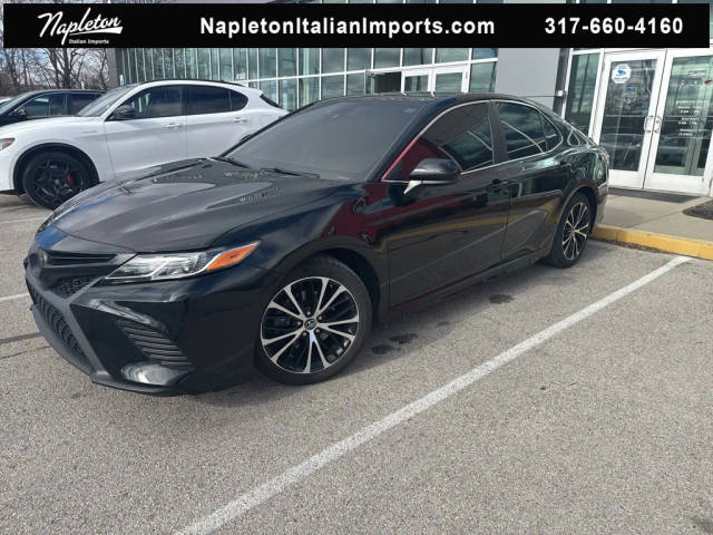 2019 Toyota Camry SE FWD photo