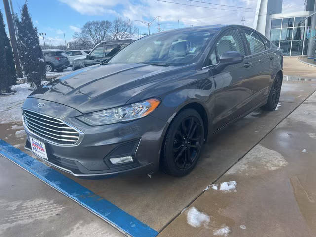 2019 Ford Fusion SE FWD photo