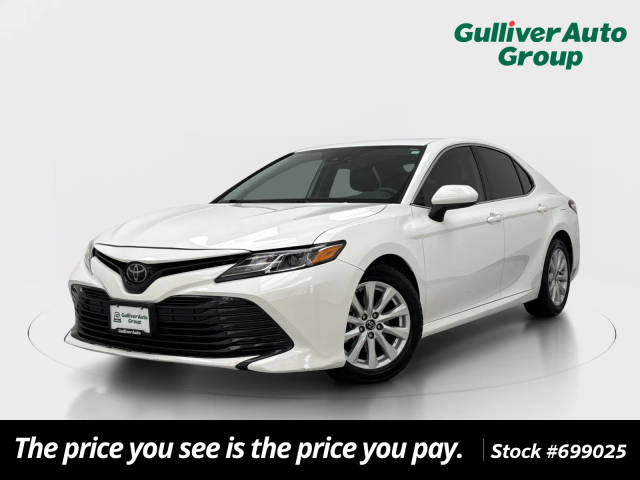 2019 Toyota Camry LE FWD photo