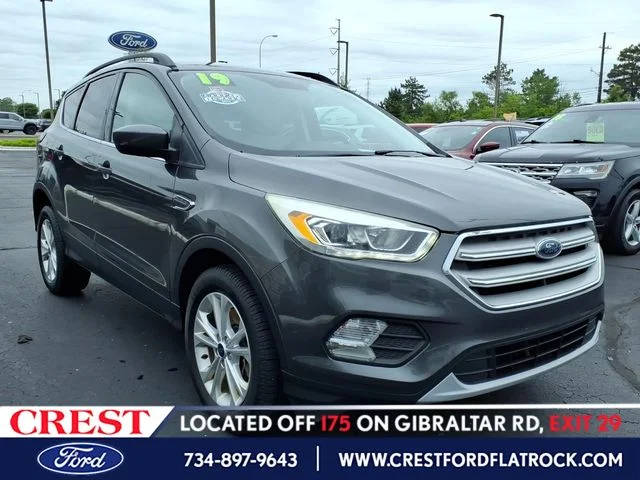 2019 Ford Escape SEL 4WD photo