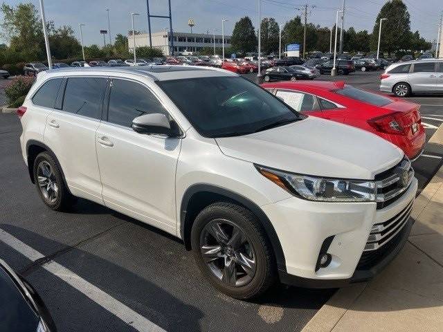 2019 Toyota Highlander Limited Platinum AWD photo