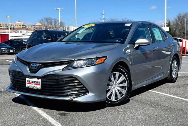 2019 Toyota Camry Hybrid LE FWD photo