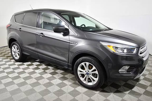 2019 Ford Escape SE 4WD photo