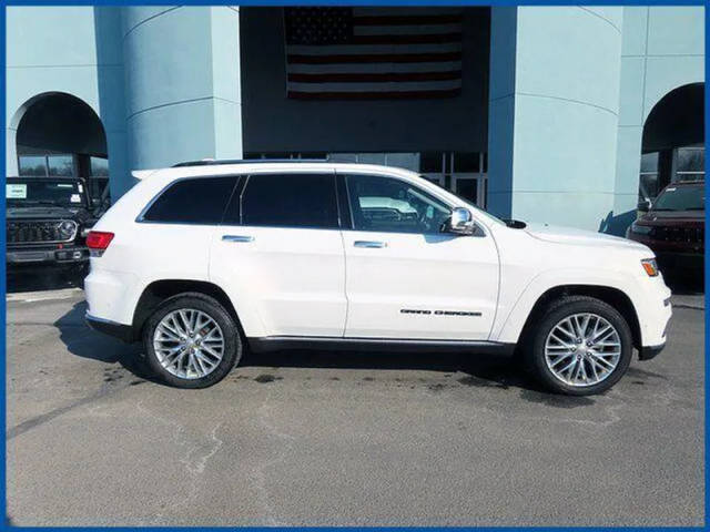 2018 Jeep Grand Cherokee Summit 4WD photo
