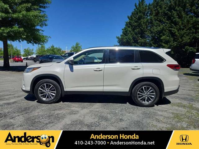 2019 Toyota Highlander XLE AWD photo