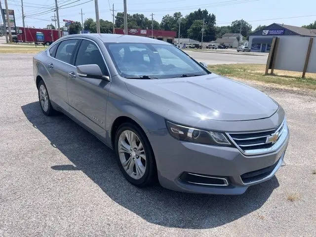 2018 Chevrolet Impala LT FWD photo