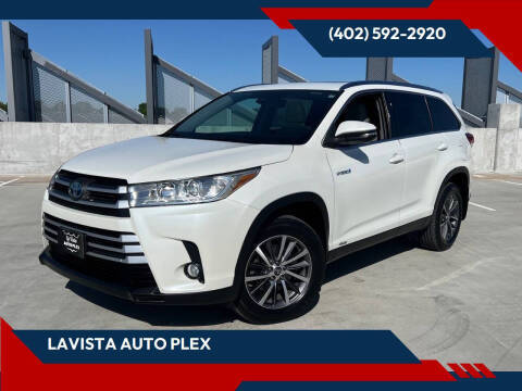 2019 Toyota Highlander Hybrid XLE AWD photo