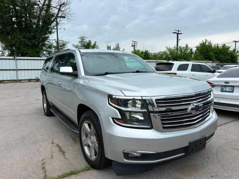 2018 Chevrolet Suburban Premier 4WD photo