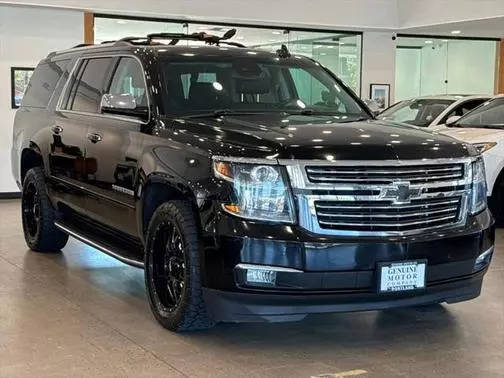 2018 Chevrolet Suburban Premier 4WD photo