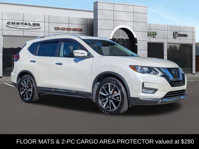 2019 Nissan Rogue SL FWD photo