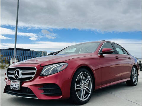 2019 Mercedes-Benz E-Class E 300 RWD photo