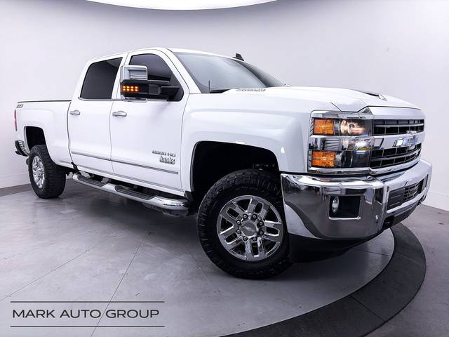 2019 Chevrolet Silverado 2500HD LTZ 4WD photo