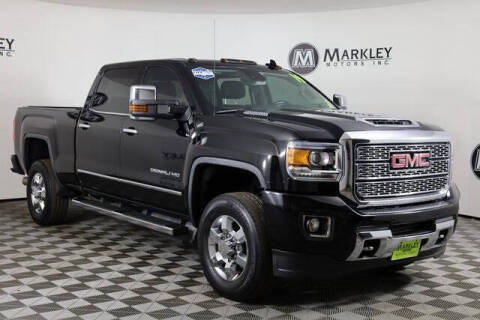 2019 GMC Sierra 3500HD Denali 4WD photo