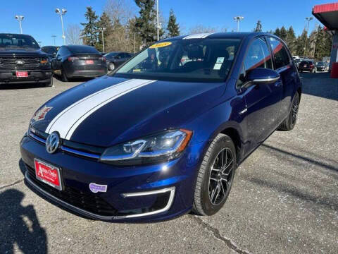 2018 Volkswagen e-Golf SEL Premium FWD photo