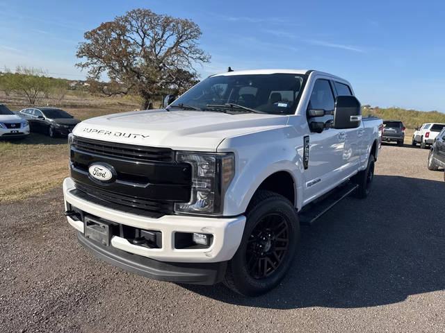 2019 Ford F-250 Super Duty LARIAT 4WD photo