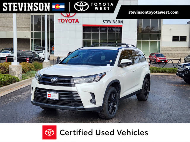 2019 Toyota Highlander SE AWD photo