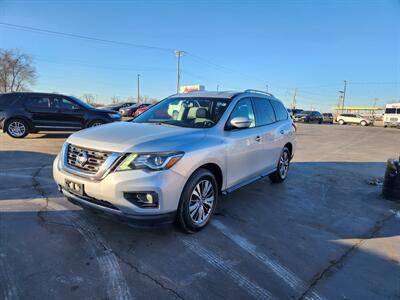 2018 Nissan Pathfinder SV FWD photo