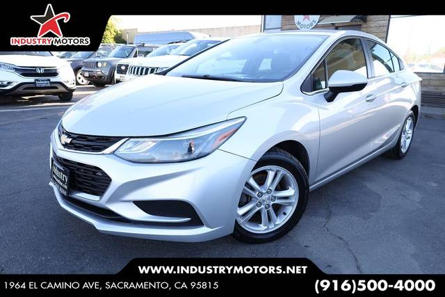2018 Chevrolet Cruze LT FWD photo