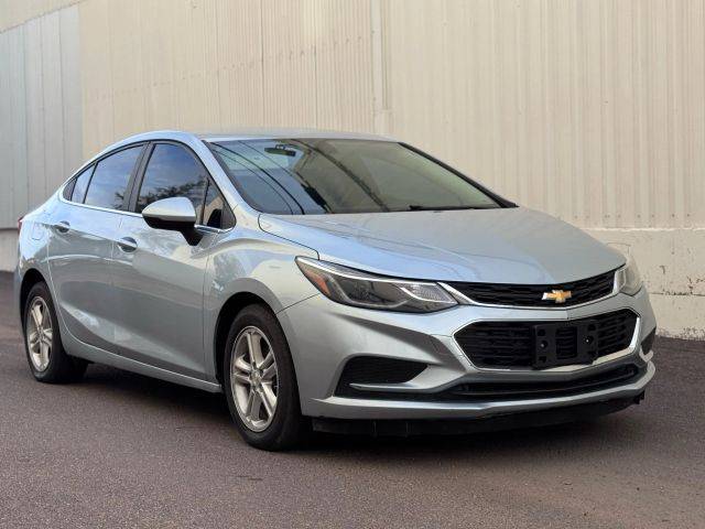 2018 Chevrolet Cruze LT FWD photo