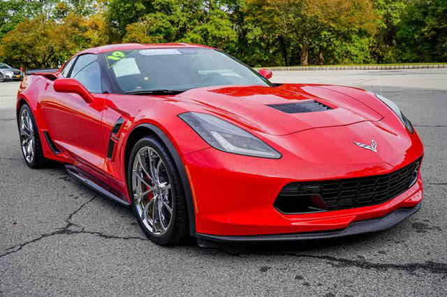 2019 Chevrolet Corvette Grand Sport 2LT RWD photo