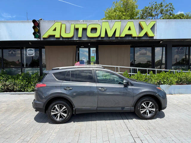 2018 Toyota RAV4 XLE FWD photo