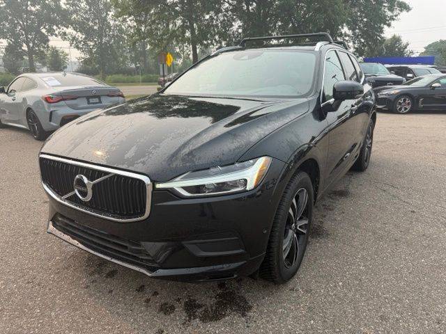 2019 Volvo XC60 Momentum AWD photo