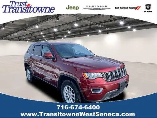 2019 Jeep Grand Cherokee Laredo E 4WD photo
