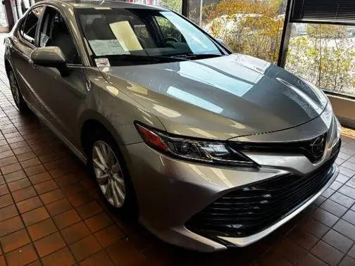 2019 Toyota Camry LE FWD photo