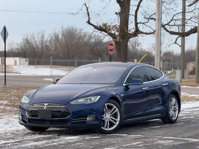 2016 Tesla Model S 70D AWD photo