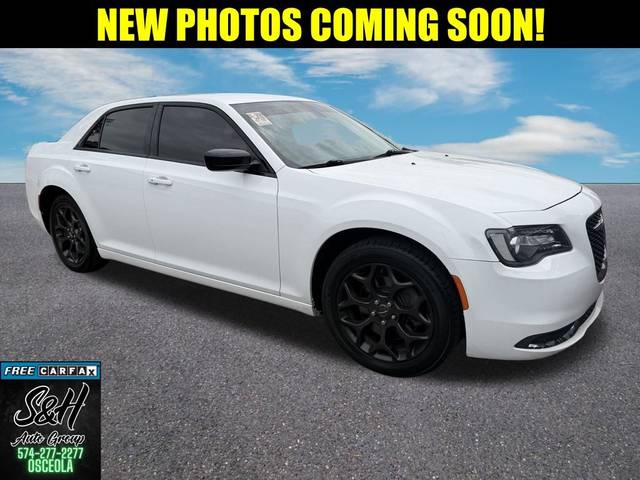 2019 Chrysler 300 Touring AWD photo