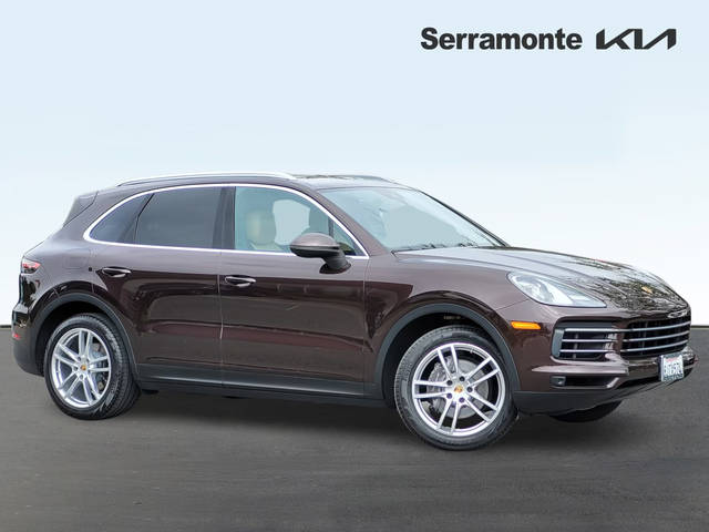 2019 Porsche Cayenne  AWD photo