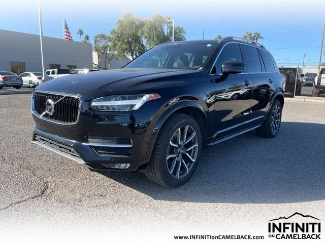 2019 Volvo XC90 Momentum AWD photo