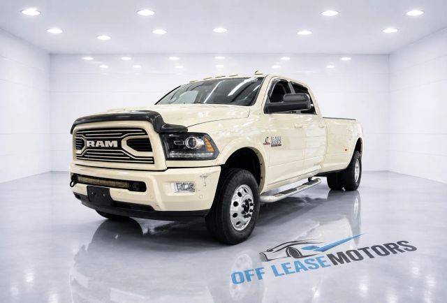 2018 Ram 3500 Laramie 4WD photo