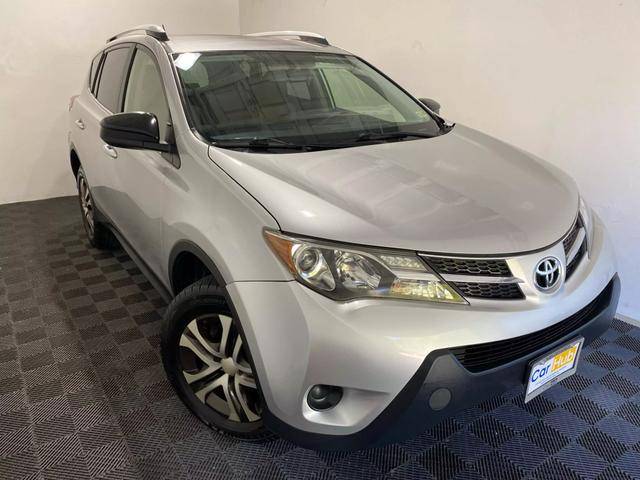 2015 Toyota RAV4 LE AWD photo