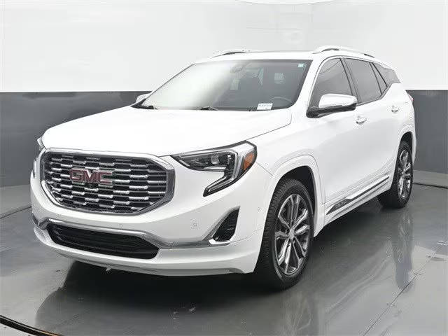 2019 GMC Terrain Denali FWD photo