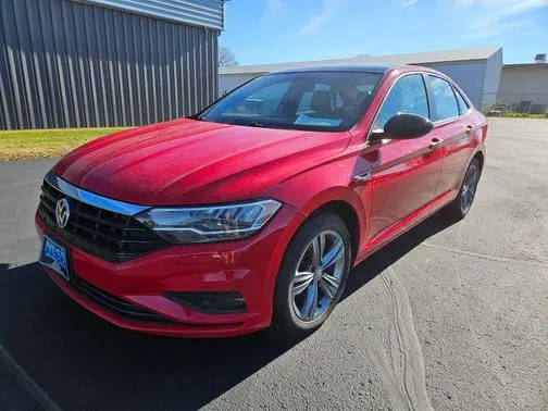 2019 Volkswagen Jetta R-Line FWD photo